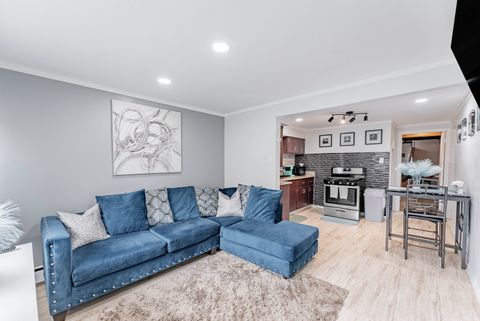 Tiny photo for 1811 Kenilworth Avenue, Berwyn, IL 60402 (MLS # 12624050)