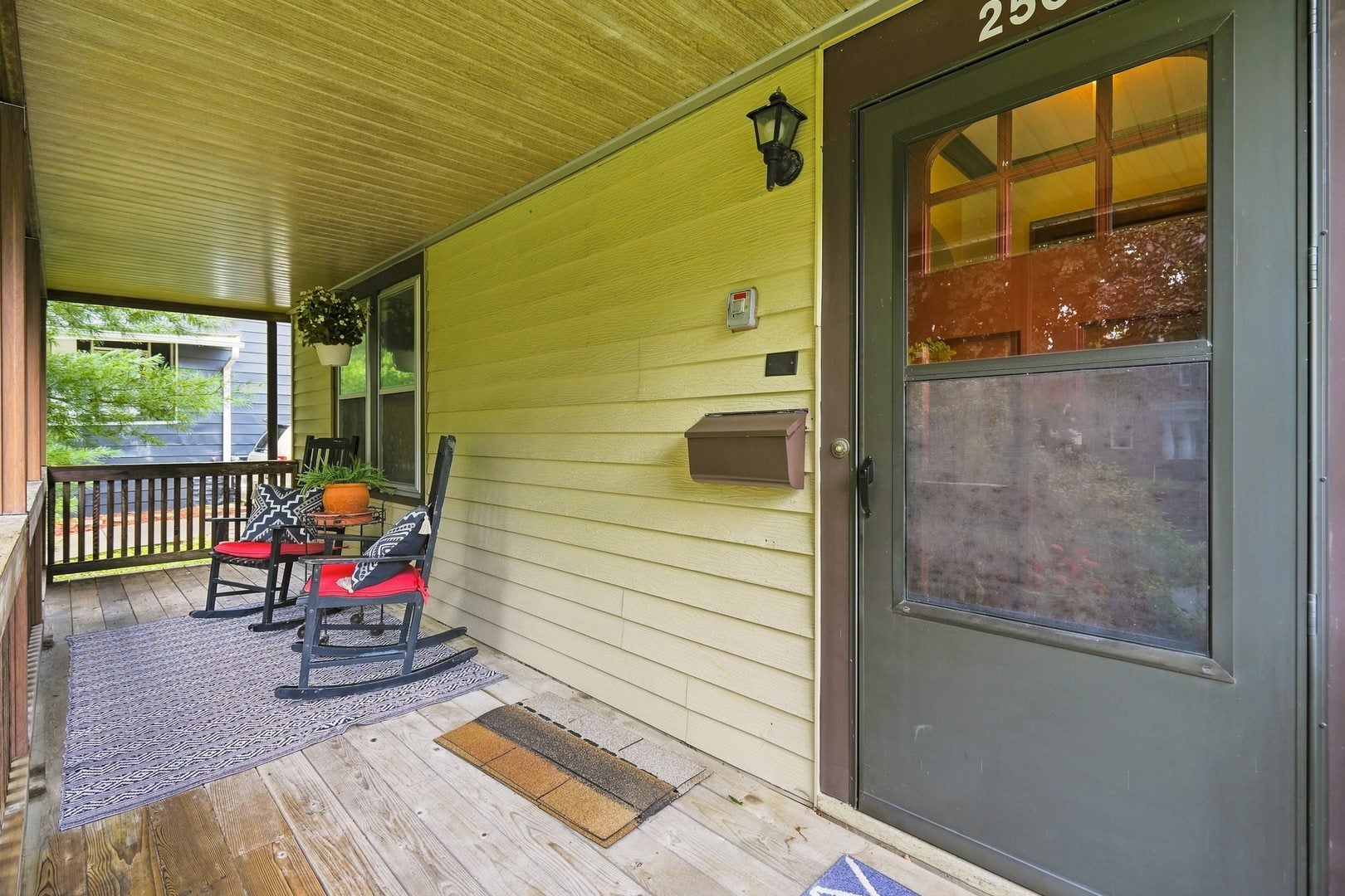 2508 Western Avenue