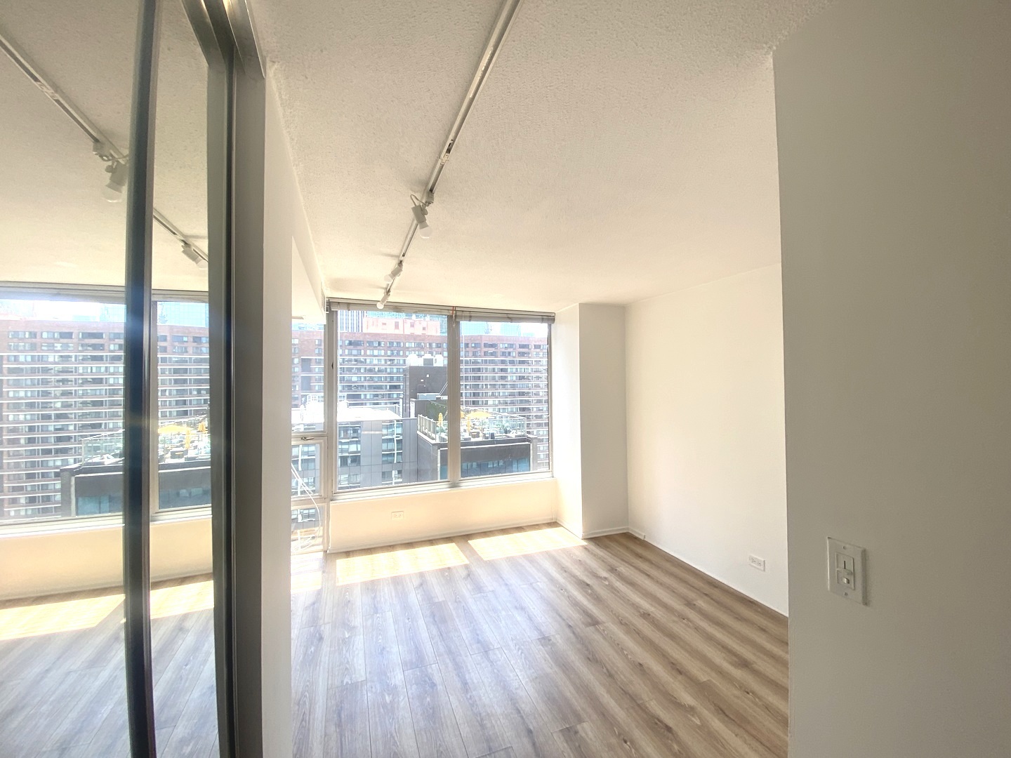 230 E Ontario Street 2304