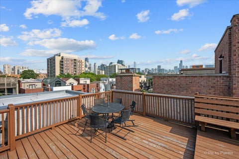 Tiny photo for 1407 N Mohawk Street #1, Chicago, IL 60610 (MLS # 12731637)