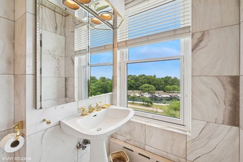 Tiny photo for 3500 N Lake Shore Drive #7C, Chicago, IL 60657 (MLS # 12443540)