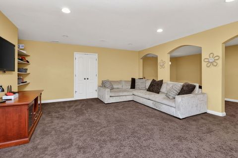 Tiny photo for 1 Crenshaw Court, Bolingbrook, IL 60490 (MLS # 12582431)