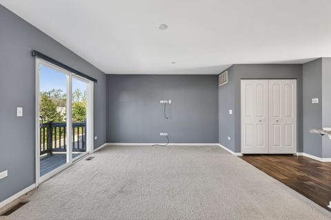 Tiny photo for 1452 Lakeridge Court, Mundelein, IL 60060 (MLS # 12625580)