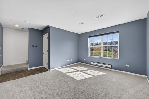 Tiny photo for 1452 Lakeridge Court, Mundelein, IL 60060 (MLS # 12625580)