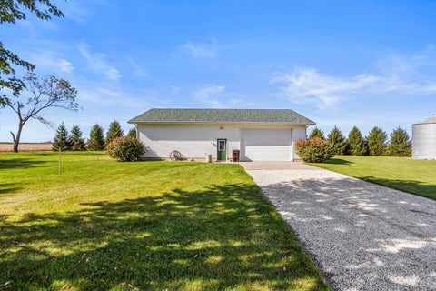 Tiny photo for 3381 County Road 1200E, Paxton, IL 60957 (MLS # 12787556)
