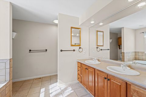 Tiny photo for 1722 Lakeside Drive, Champaign, IL 61821 (MLS # 12539822)