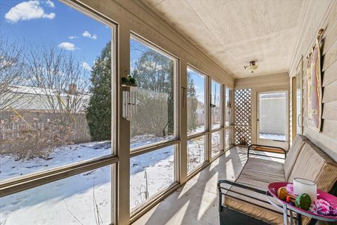 Tiny photo for 1722 Lakeside Drive, Champaign, IL 61821 (MLS # 12539822)