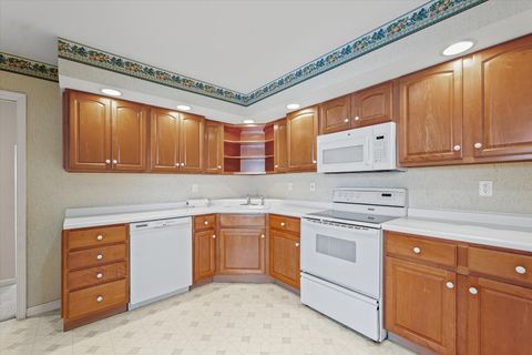 Tiny photo for 1722 Lakeside Drive, Champaign, IL 61821 (MLS # 12539822)