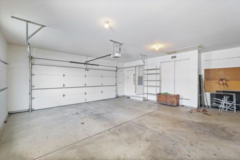 Tiny photo for 1722 Lakeside Drive, Champaign, IL 61821 (MLS # 12539822)