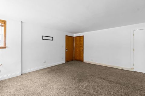 Tiny photo for 26 W Conti Parkway #1N, Elmwood Park, IL 60707 (MLS # 12556113)