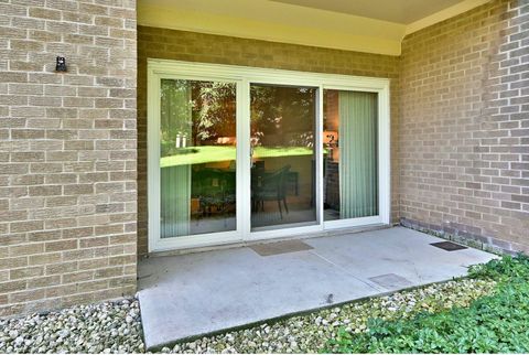 Tiny photo for 1 Oak Brook Club Drive #A105, Oak Brook, IL 60523 (MLS # 12486224)