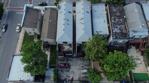 Tiny photo for 2665 W Warren Boulevard #3, Chicago, IL 60612 (MLS # 12499910)