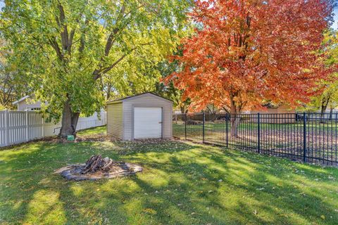Tiny photo for 24605 S River Trail, Channahon, IL 60410 (MLS # 12507219)
