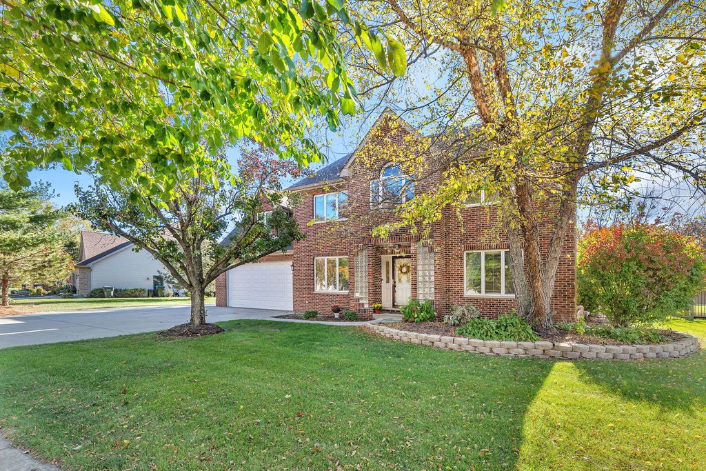 Photo for 24605 S River Trail, Channahon, IL 60410 (MLS # 12507219)