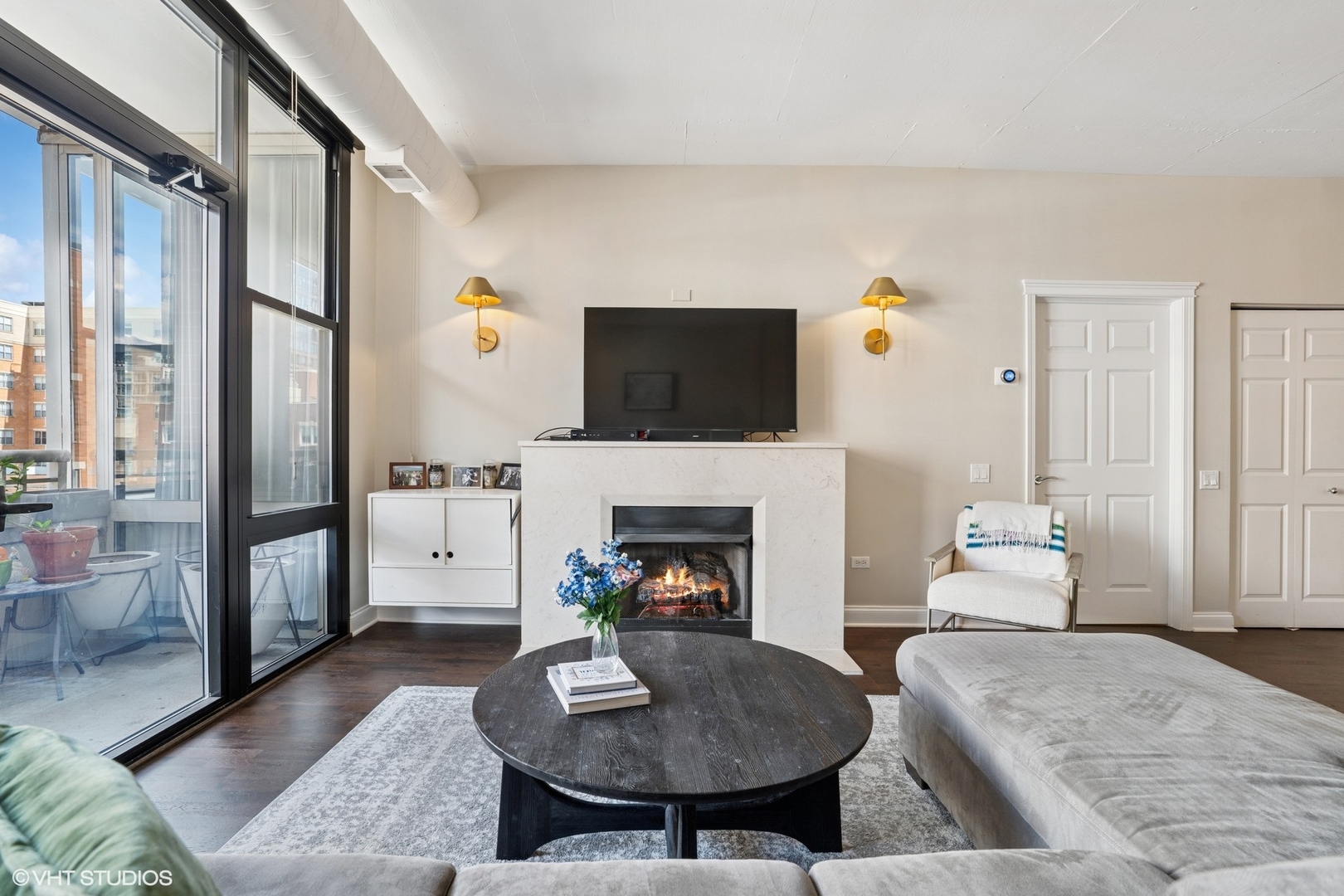 1001 W Madison Street 513