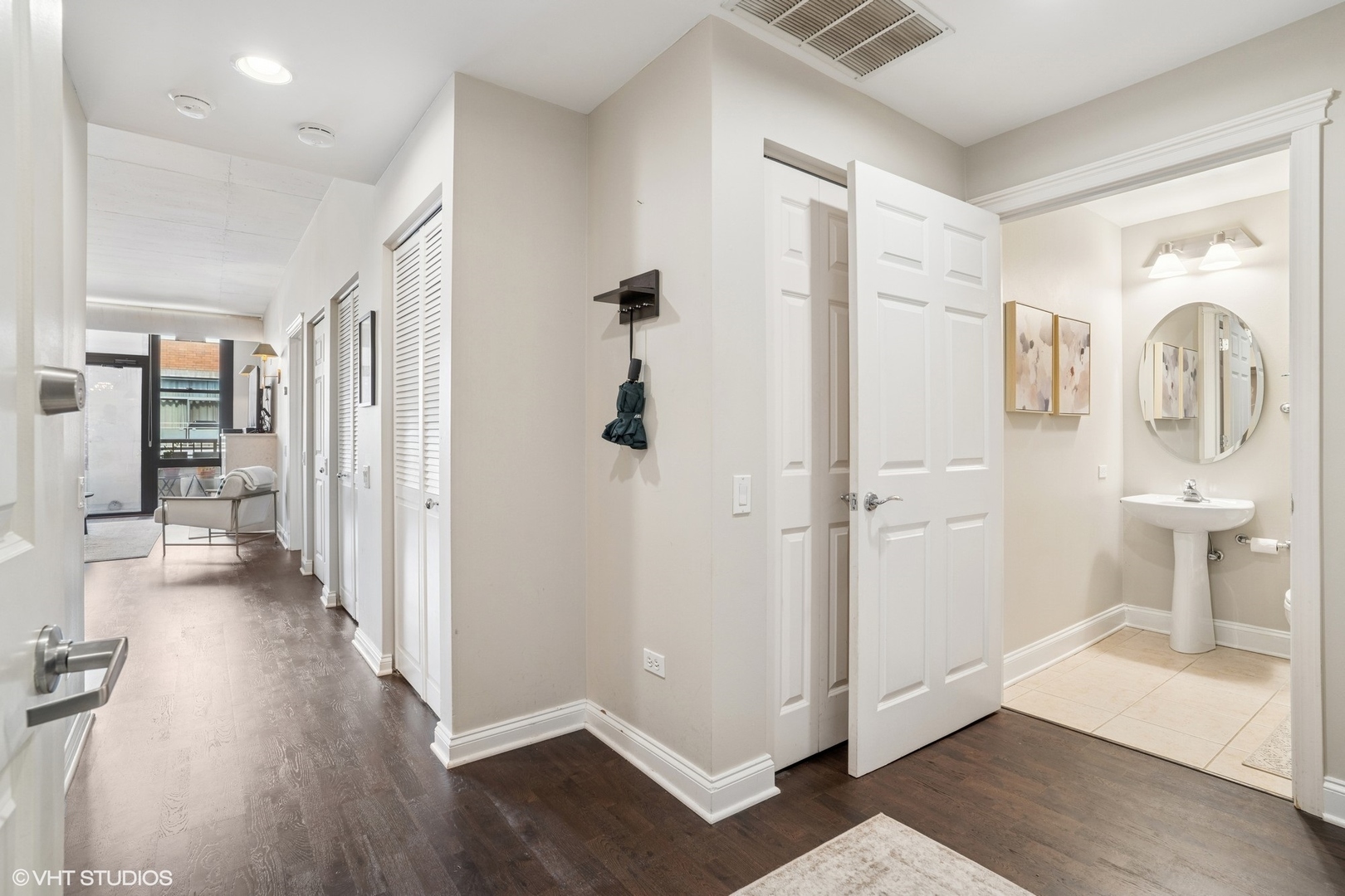 1001 W Madison Street 513
