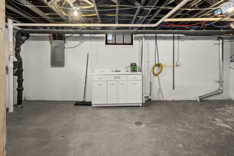 Tiny photo for 1906 E Taylor Street, Bloomington, IL 61701 (MLS # 12544284)