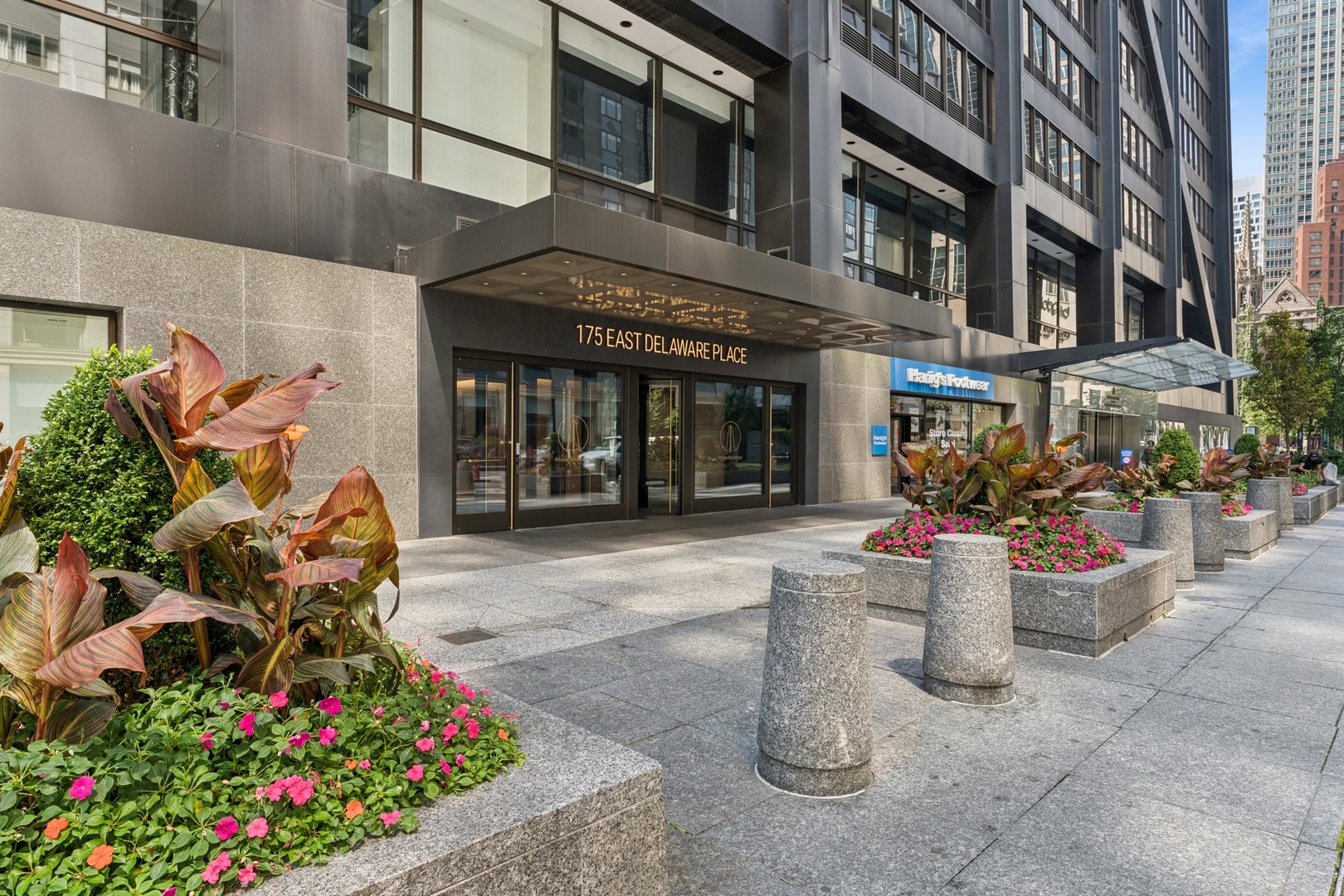 175 E Delaware Place 8504