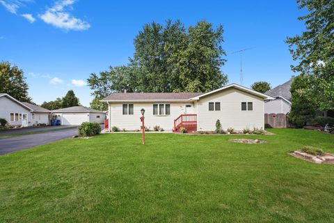 Photo of 2419 Vesta Drive, Joliet, IL 60431 (MLS # 12478521)
