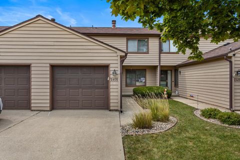 Photo of 2405 Morrissey Park Drive #2405, Champaign, IL 61821 (MLS # 12462227)