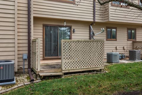 Tiny photo for 2405 Morrissey Park Drive #2405, Champaign, IL 61821 (MLS # 12462227)