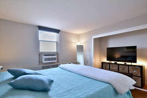 Tiny photo for 3950 N LAKE SHORE Drive #1202, Chicago, IL 60613 (MLS # 12500773)