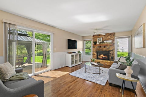 Tiny photo for 1341 S Parkview Terrace, Algonquin, IL 60102 (MLS # 12736464)