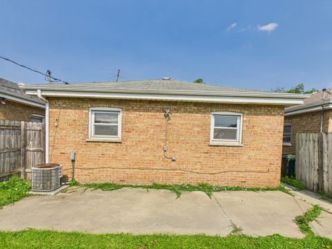 Tiny photo for 4628 1st Avenue, Lyons, IL 60534 (MLS # 12394222)
