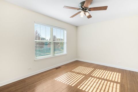 Tiny photo for 2511 Bluewater Drive, Wauconda, IL 60084 (MLS # 12498657)