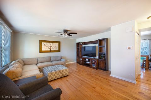 Tiny photo for 2390 Wexford Lane, Lake In The Hills, IL 60156 (MLS # 12514356)