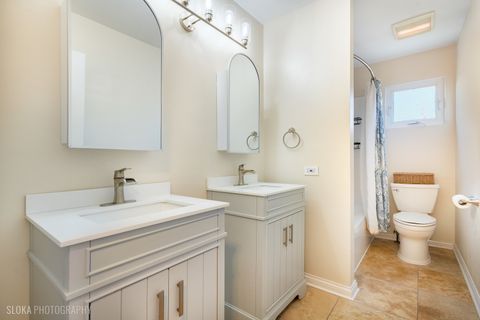 Tiny photo for 2390 Wexford Lane, Lake In The Hills, IL 60156 (MLS # 12514356)