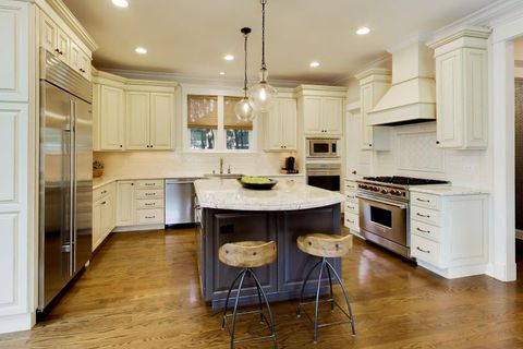 Tiny photo for 1501 CENTRAL Avenue, Wilmette, IL 60091 (MLS # 12618481)