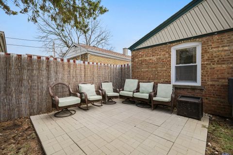 Tiny photo for 3504 W 107th Street, Chicago, IL 60655 (MLS # 12613113)