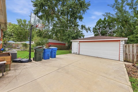 Tiny photo for 14828 Saint Louis Avenue, Midlothian, IL 60445 (MLS # 12746782)