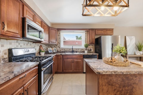 Tiny photo for 14828 Saint Louis Avenue, Midlothian, IL 60445 (MLS # 12746782)