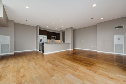 Tiny photo for 737 W Washington Boulevard #3608, Chicago, IL 60661 (MLS # 12616973)