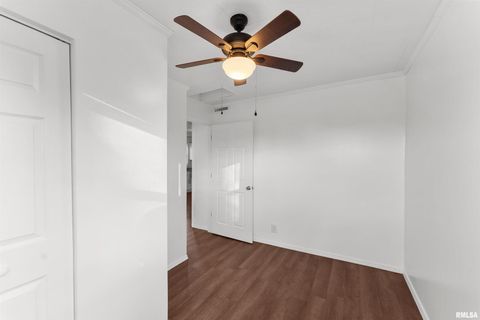 Tiny photo for 3221 66TH Avenue, Moline, IL 61265 (MLS # 12580694)