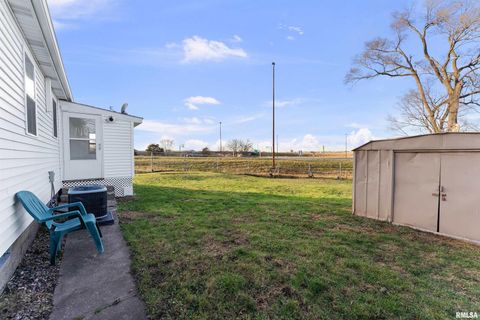 Tiny photo for 3221 66TH Avenue, Moline, IL 61265 (MLS # 12580694)