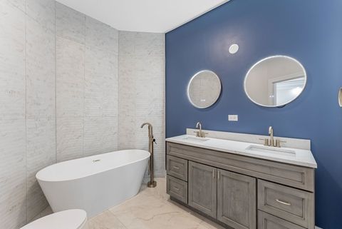 Tiny photo for 822 N Lockwood Avenue, Chicago, IL 60651 (MLS # 12485377)