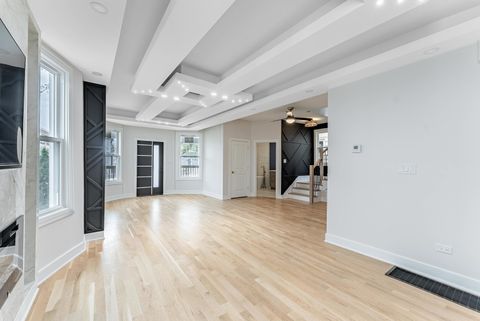 Tiny photo for 822 N Lockwood Avenue, Chicago, IL 60651 (MLS # 12485377)