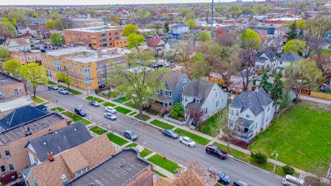 Tiny photo for 822 N Lockwood Avenue, Chicago, IL 60651 (MLS # 12485377)