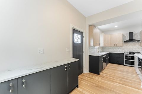Tiny photo for 822 N Lockwood Avenue, Chicago, IL 60651 (MLS # 12485377)