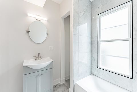 Tiny photo for 822 N Lockwood Avenue, Chicago, IL 60651 (MLS # 12485377)