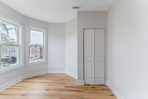 Tiny photo for 822 N Lockwood Avenue, Chicago, IL 60651 (MLS # 12485377)