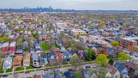 Tiny photo for 822 N Lockwood Avenue, Chicago, IL 60651 (MLS # 12485377)