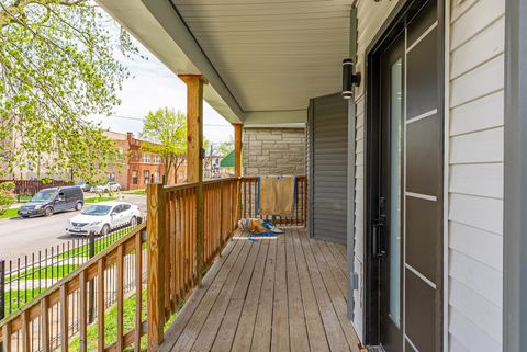Tiny photo for 822 N Lockwood Avenue, Chicago, IL 60651 (MLS # 12485377)