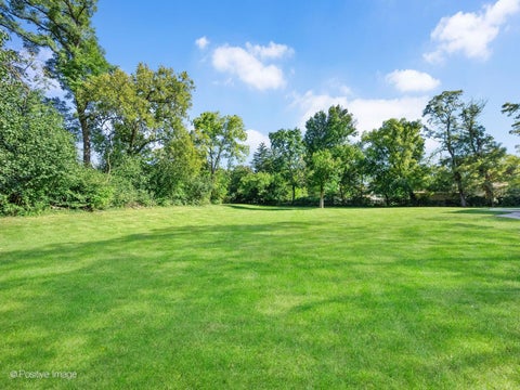 Tiny photo for 605 Polo Drive, Wheaton, IL 60187 (MLS # 12779152)