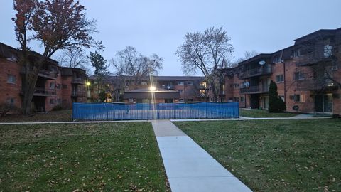Tiny photo for 18550 TORRENCE Avenue #5, Lansing, IL 60438 (MLS # 12578603)