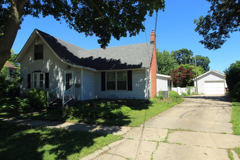 Tiny photo for 712 E Hurlbut Avenue, Belvidere, IL 61008 (MLS # 12677113)