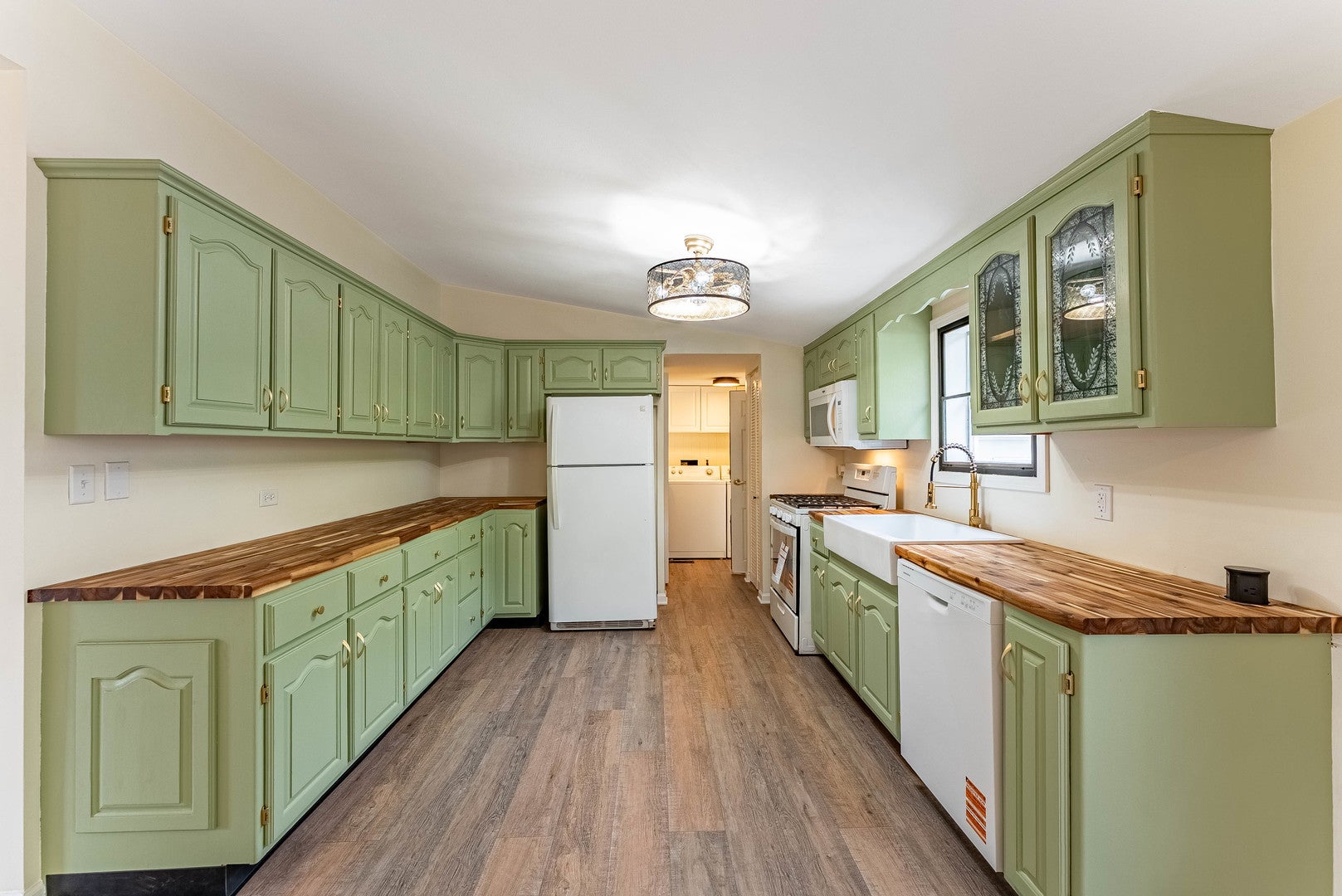 25 Cedar Lane